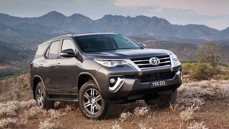 Toyota Fortuner bền bỉ, mẫu SUV 7 chỗ dưới 1 tỷ giữ giá tốt