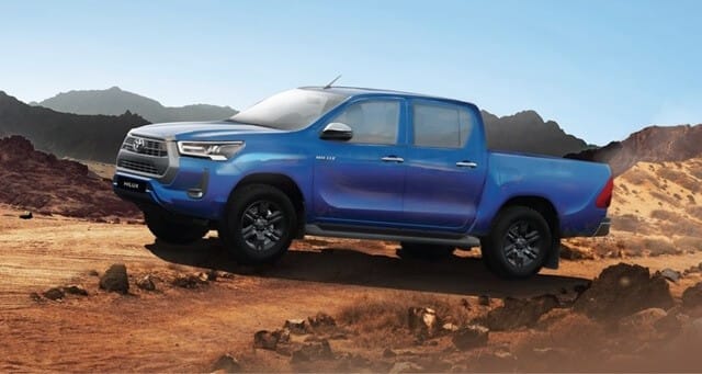 Toyota Hilux với ngoại thất khỏe khoắn và khả năng vận hành bền bỉ