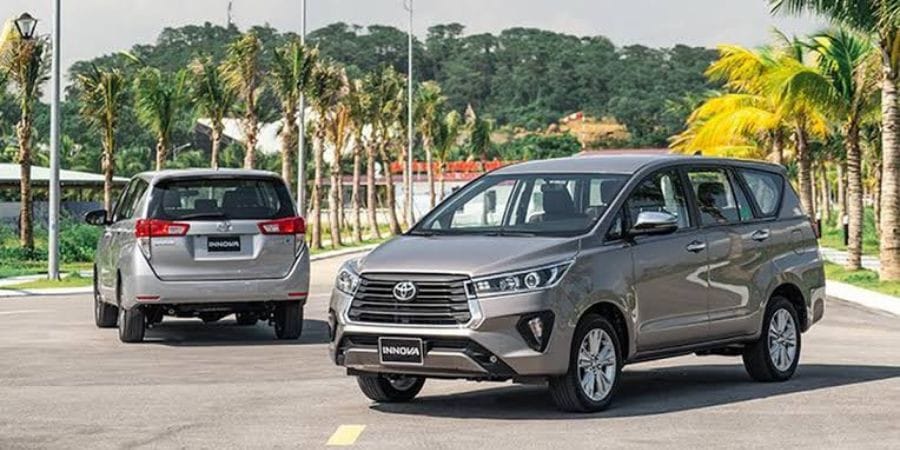 Toyota Innova, mẫu xe 7 chỗ bền bỉ và rộng rãi, được ưa chuộng cho kinh doanh dịch vụ