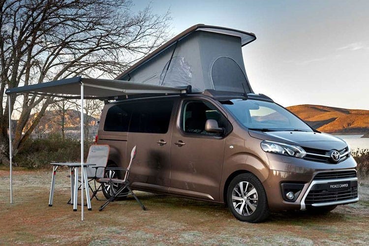 Toyota Proace 9 chỗ phù hợp cho những chuyến dã ngoại gia đình