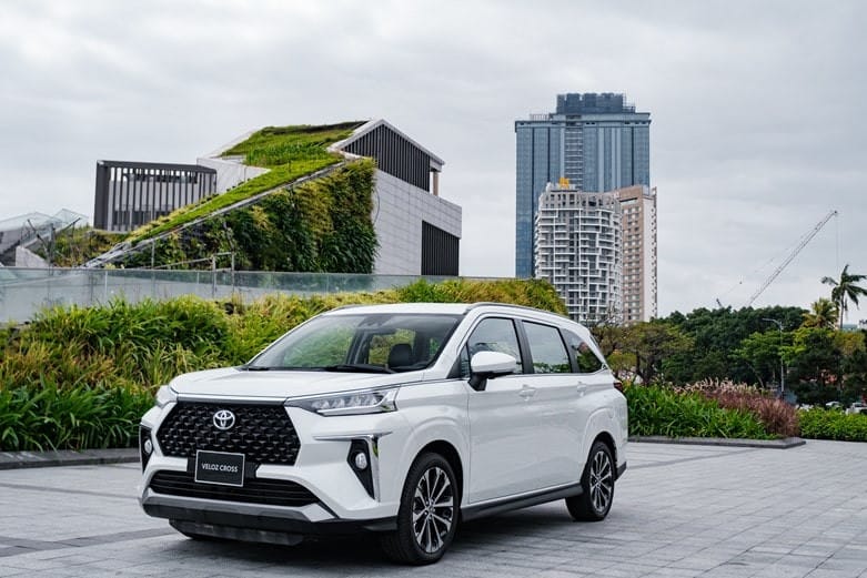 toyota veloz cross hưởng ưu đãi giảm lệ phí trước bạ
