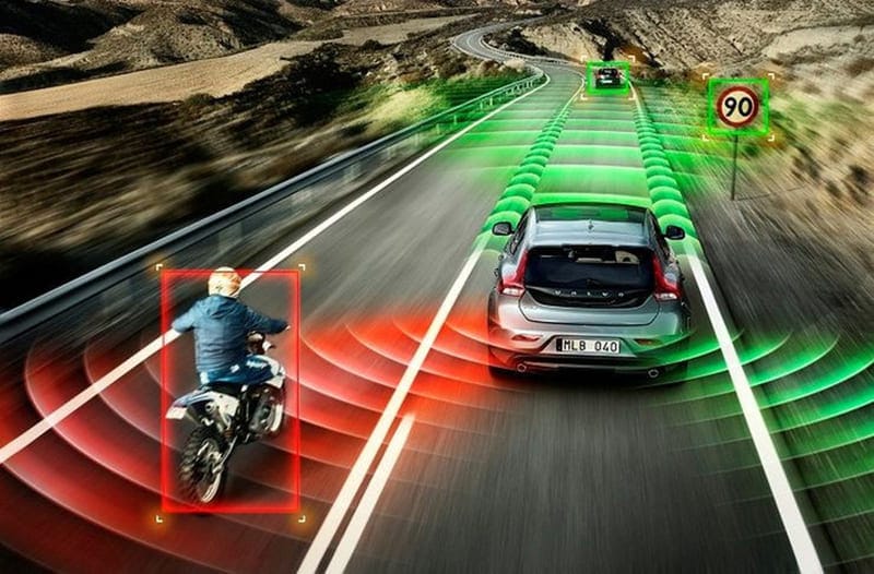 Ưu điểm ô tô tự lái với tầm nhìn 360 độ giúp quan sát tối ưu hơn