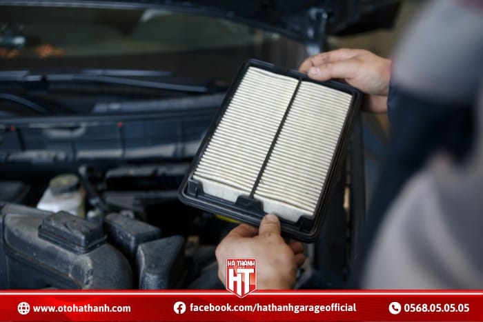 Vệ sinh lọc gió động cơ để xe vận hành êm ái