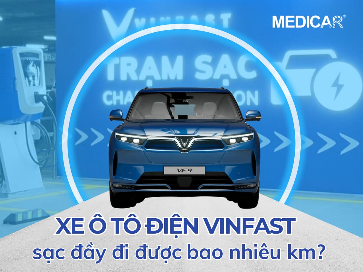 VinFast VF 8 màu bạc đang di chuyển trên đường cao tốc, thể hiện khả năng vận hành của xe điện VinFast.