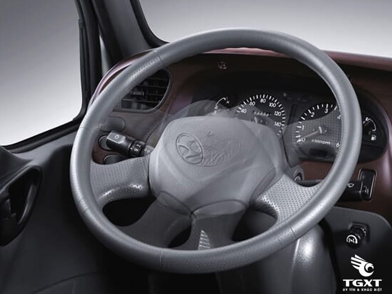 Vô lăng trợ lực gật gù của xe tải Hyundai 2t4