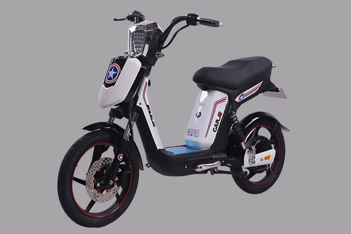 Xe đạp điện Cap A2 Fuji màu đỏ với kiểu dáng thể thao, mạnh mẽ, thu hút người dùng tìm kiếm giá xe đạp điện mới nhất đi kèm với hiệu suất tốt.