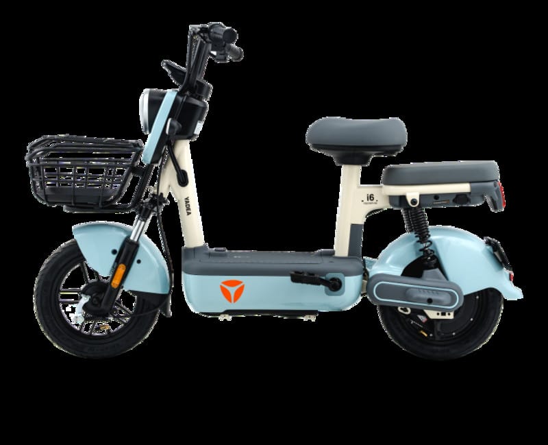 Xe đạp điện Yadea i6 có thiết kế nhỏ gọn, trọng lượng nhẹ, dễ dàng linh hoạt di chuyển trên đường phố cho học sinh cấp 2