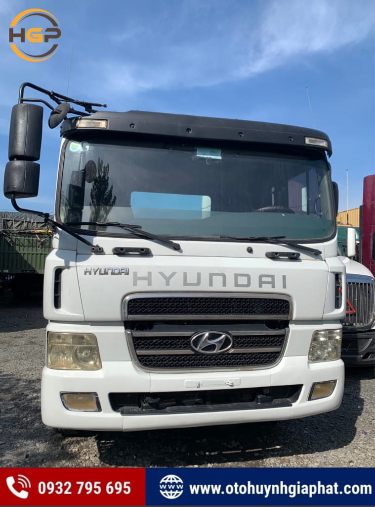 Xe đầu kéo Hyundai Gold đời 2005, minh chứng cho sự đa dạng của thị trường mua bán xe tải cũ Phú Yên