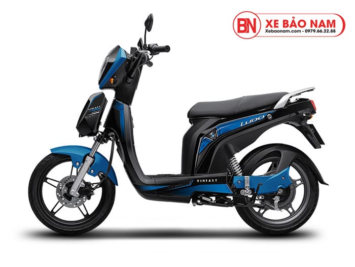 xe điện VinFast Ludo màu xanh năng động