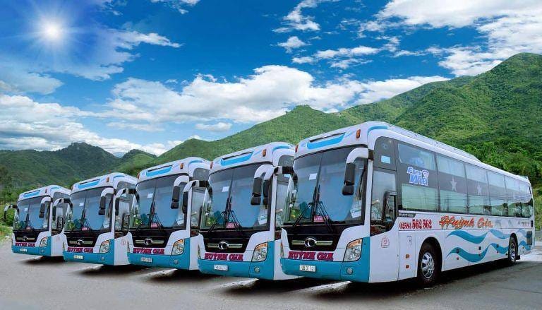 Xe giường nằm cao cấp sẵn sàng phục vụ hành khách tại bến xe trung tâm Lào Cai