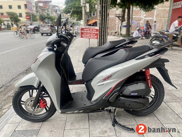 Xe Honda SH 160i mới 2025 phiên bản cao cấp với thiết kế sang trọng