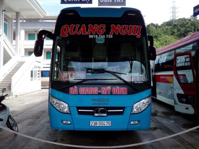 Xe khách Quang Nghị trên đường đến Mèo Vạc Hà Giang