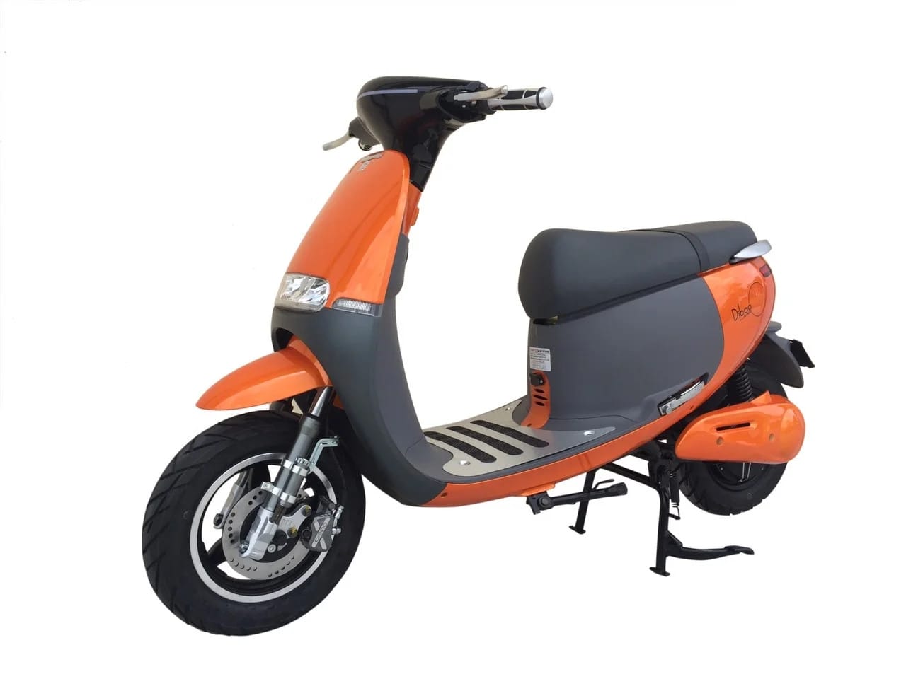 Xe máy điện Gogo với thiết kế hiện đại, tối ưu cho khả năng di chuyển ấn tượng.