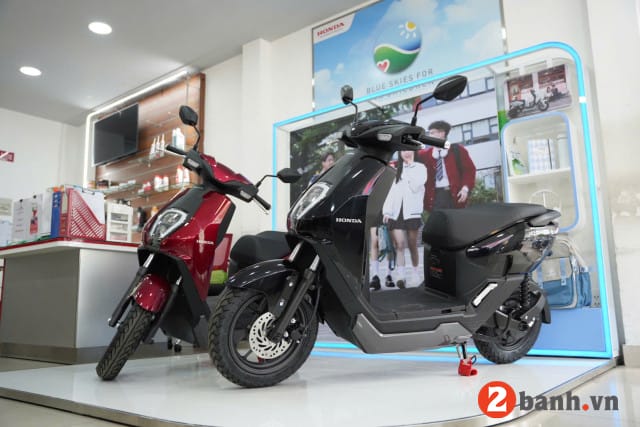 Xe máy điện Honda ICON e: 2025 với thiết kế trẻ trung và pin tháo rời