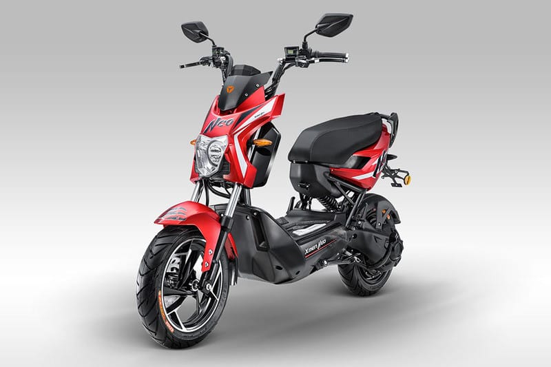 Xe máy điện Yadea Xmen Neo phong cách thể thao hiện đại
