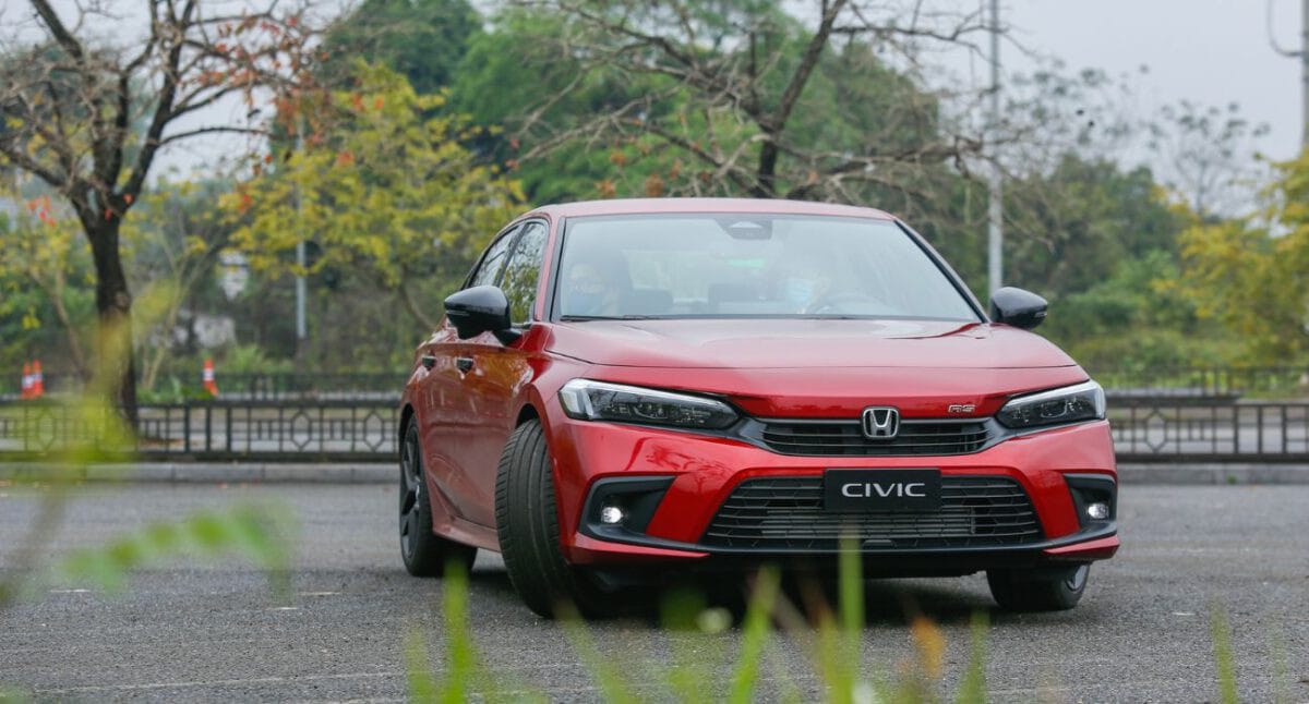 Xe phân khúc hạng C vận hành ấn tượng