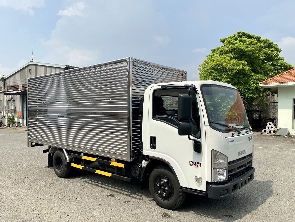 xe tải 1 tấn 9 Isuzu NMR và QMR