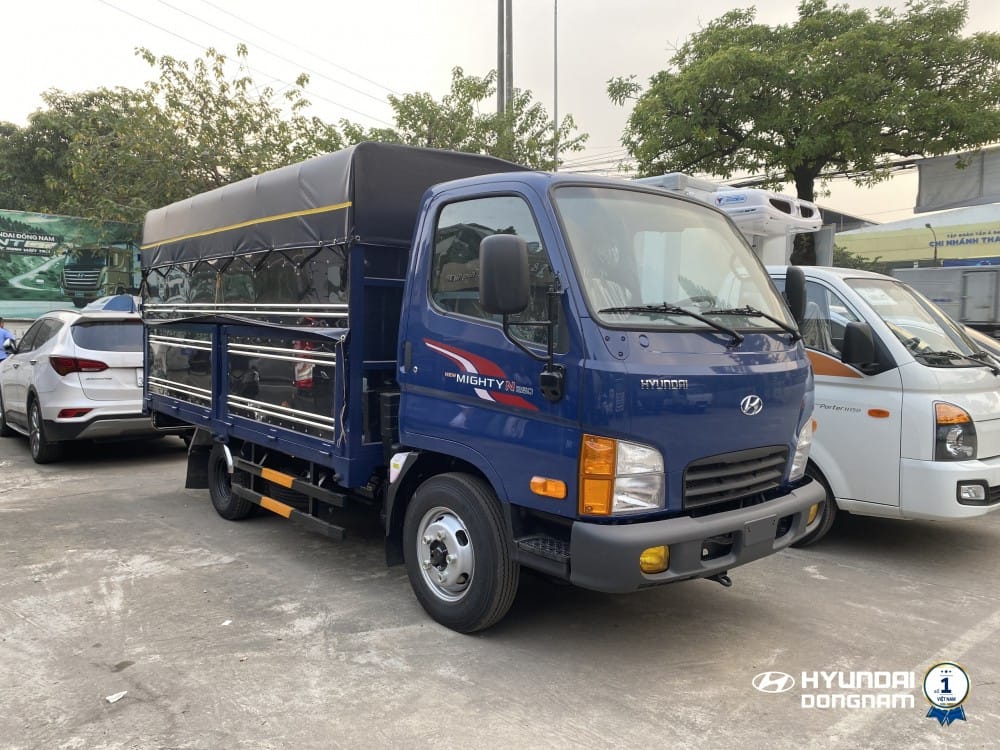 Xe tải 2 tấn Hyundai N250 thùng mui bạt với khả năng chuyên chở đa dạng