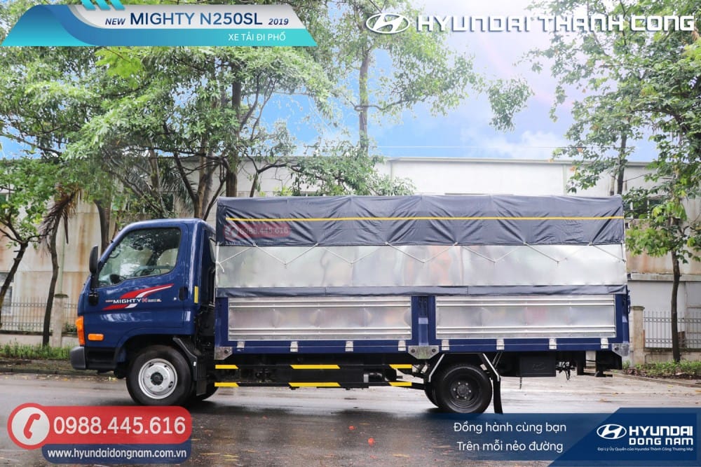 Xe tải 2.5 tấn Hyundai thùng mui bạt