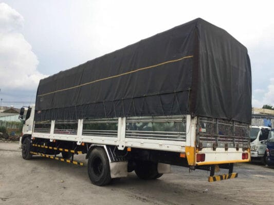 Xe tải 8 tấn màu xanh lá cây