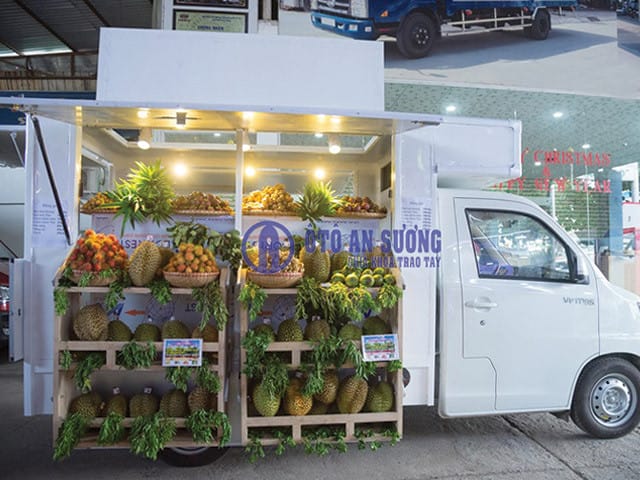 Xe tải bán trái cây lưu động đa dạng các loại quả
