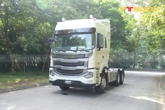 Xe tải chở hàng minh họa mức tiêu thụ nhiên liệu phụ thuộc tải trọng