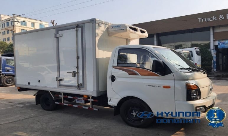 Xe tải đông lạnh Hyundai Porter H150 loại nhỏ gọn