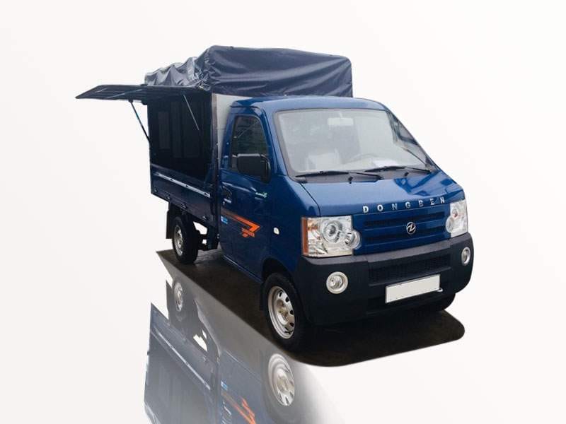 Xe tải Dongben 810kg thùng bạt cánh dơi tiện lợi, chuyên dùng cho các hoạt động bán hàng lưu động.