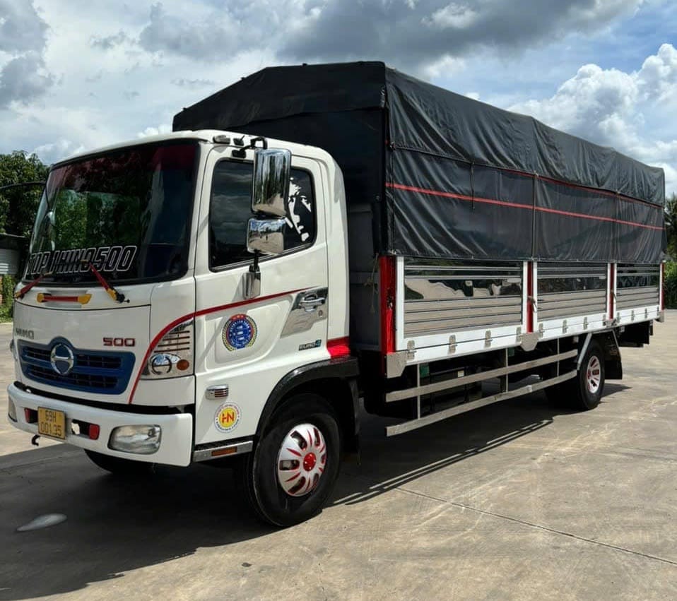 Xe tải Hino FC 6.5 tấn cũ