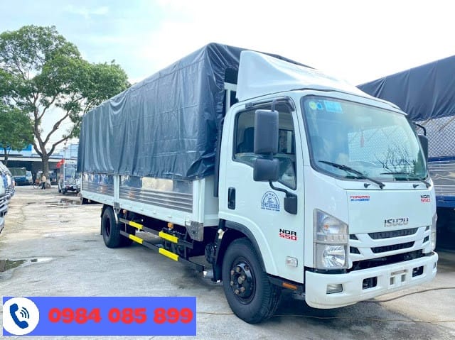 Xe tải Isuzu 3.5 tấn cũ bền bỉ tại Hà Nội