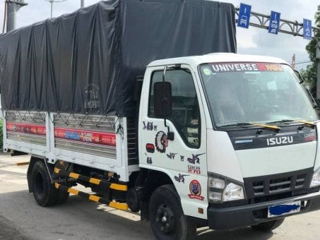 Xe tải Isuzu cũ bền bỉ được rao bán ở Đồng Nai