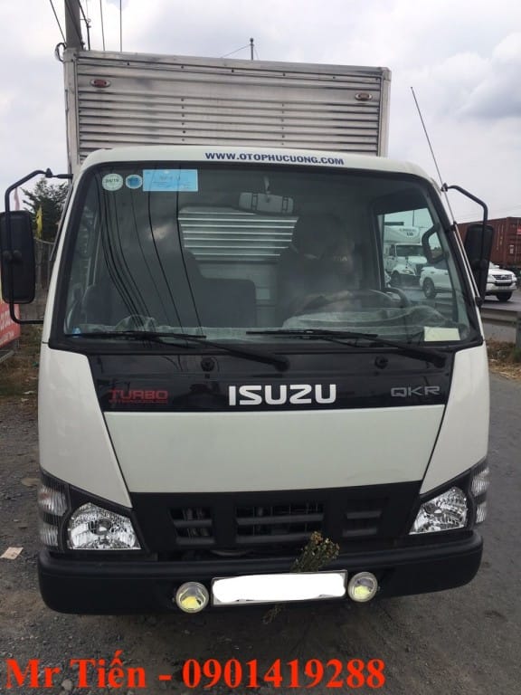 Xe tải Isuzu QKR55H 1.9t cũ đời 2017 thùng kín