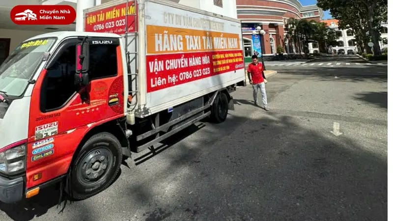 Xe tải nhỏ 500-750kg chuyên chở đồ cá nhân