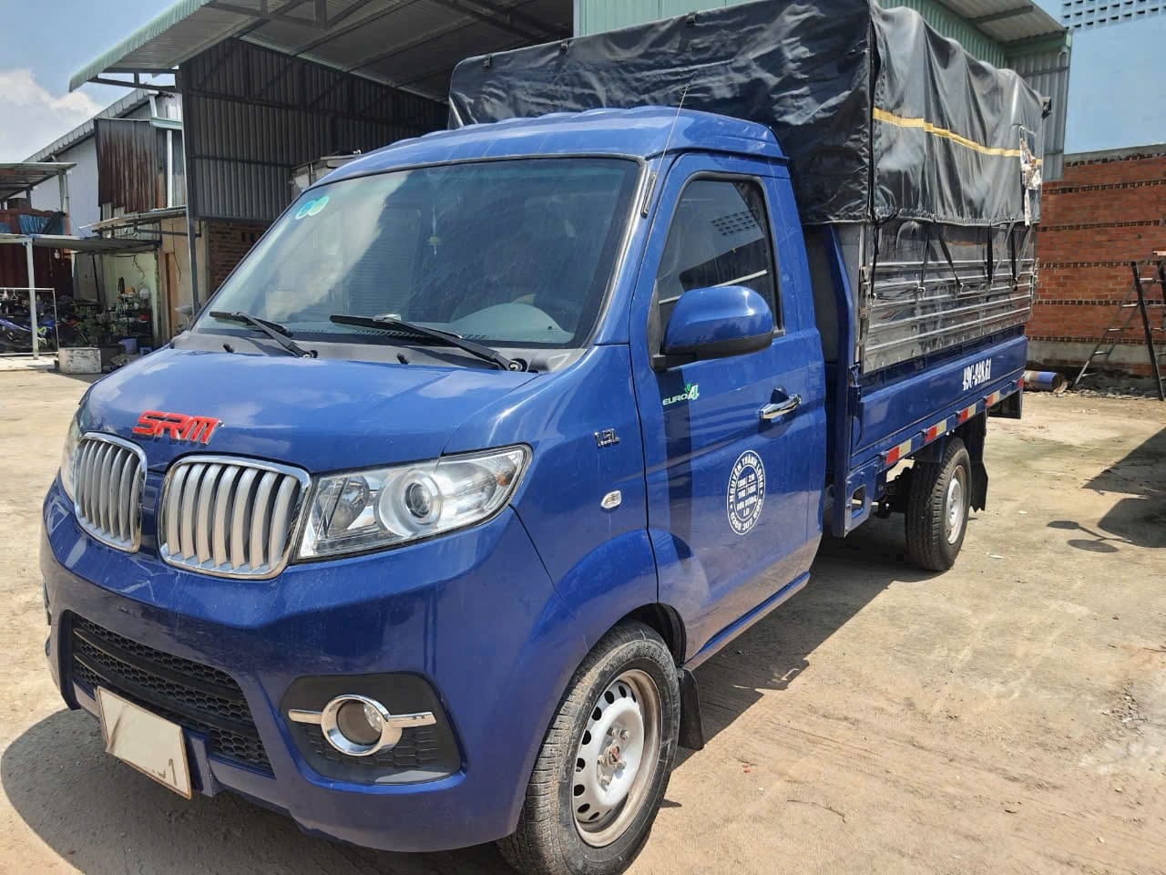 Xe tải SRM T30 900kg cũ đang được rao bán trong phân khúc xe tải cũ giá dưới 150 triệu