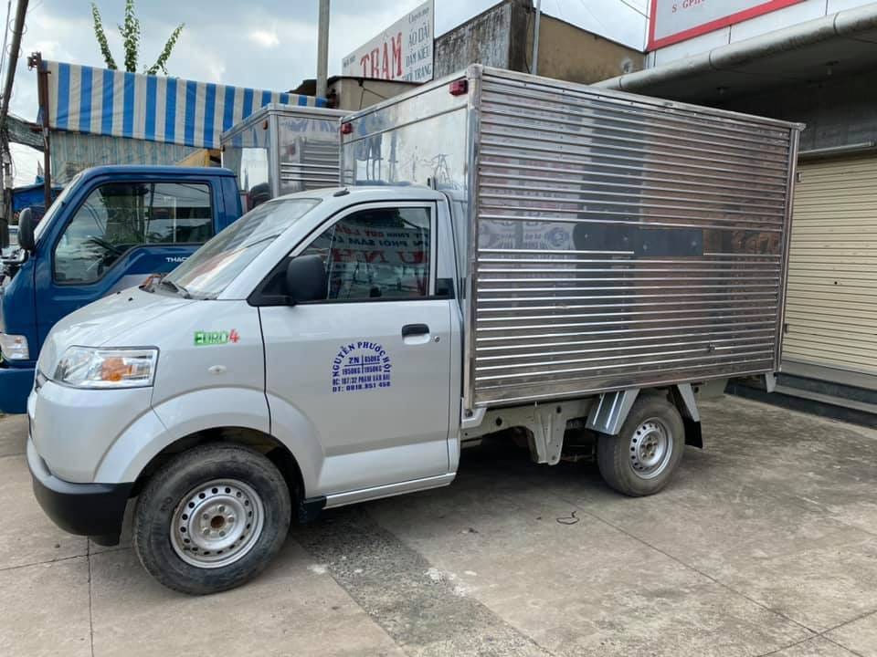 xe tải Suzuki 750kg cũ thùng kín