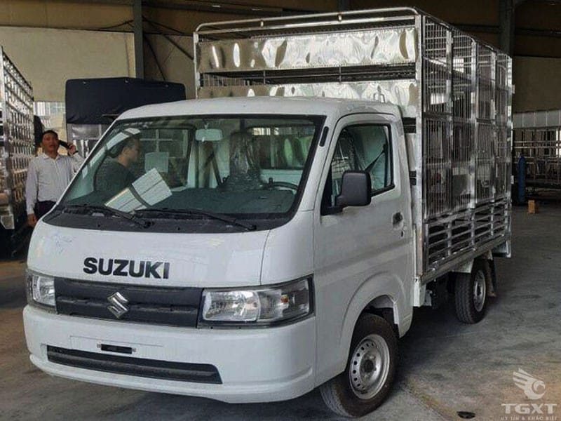 Xe tải Suzuki Carry Pro chuyên dụng cho việc vận chuyển gia cầm