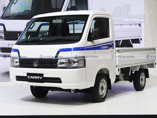 Xe tải Suzuki Carry Pro màu trắng tải trọng 940kg