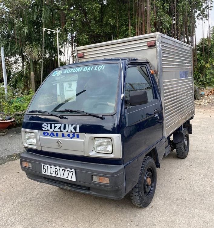 Xe tải Suzuki Carry Van cũ nhỏ gọn thích hợp vận chuyển hàng hóa
