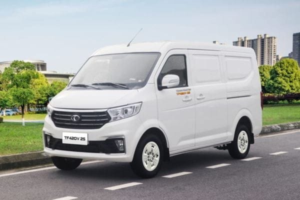 Xe tải van Thaco Frontier TF420V 2 chỗ màu trắng