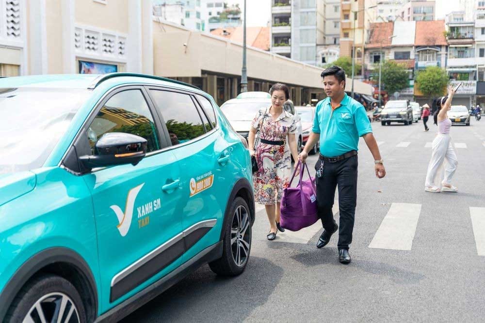 Xe Xanh SM tiện lợi đưa đón hành khách đến các điểm của nhà xe Mận Vũ tại Hà Nội